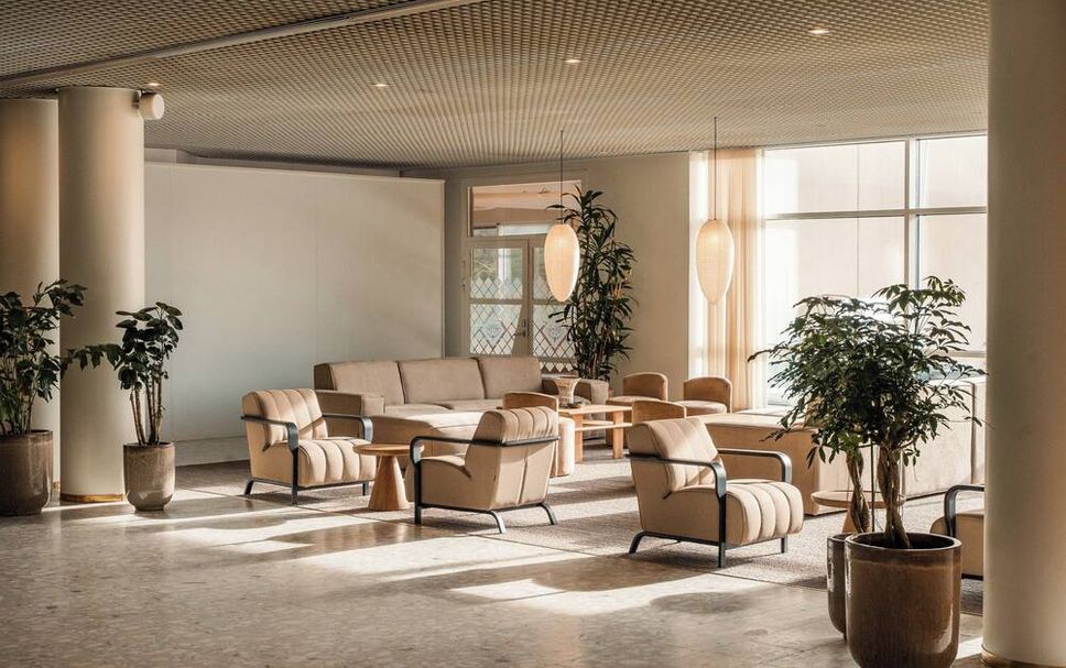 Lobby Photo