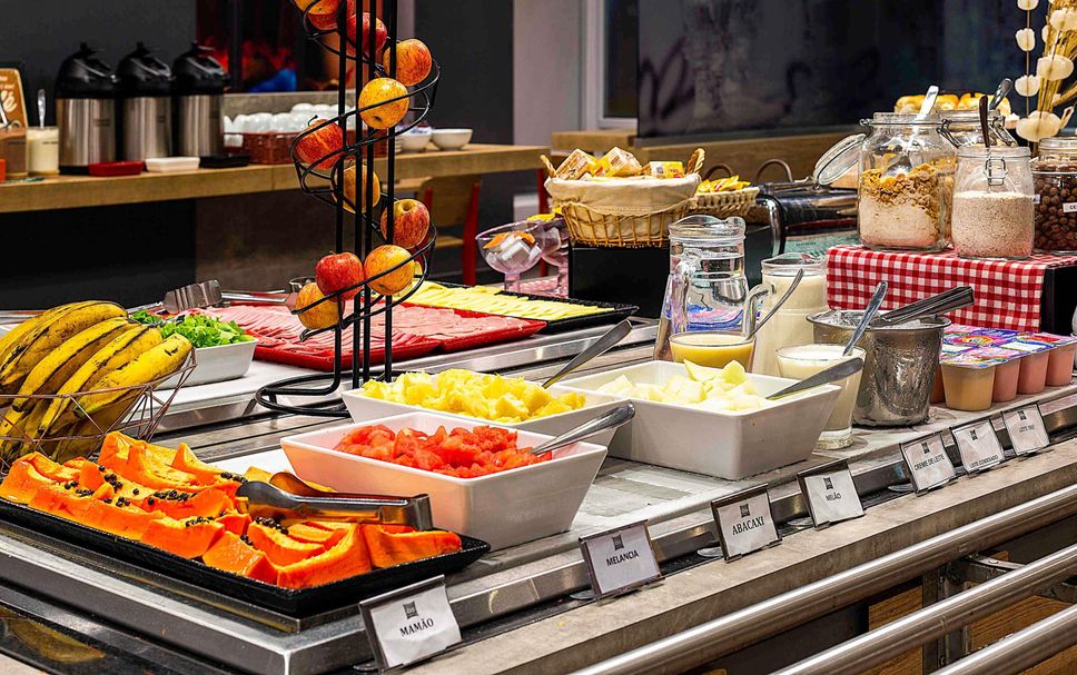 Buffet Photo
