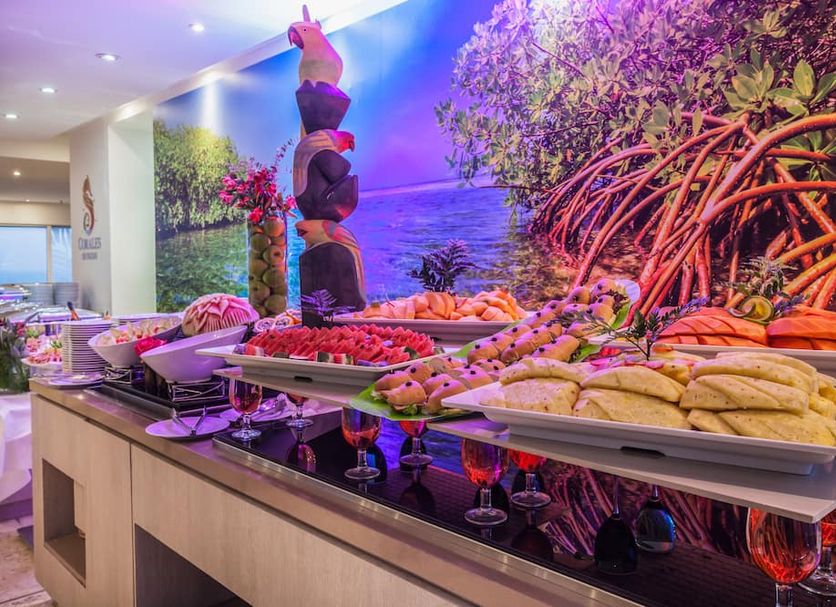 Buffet Photo