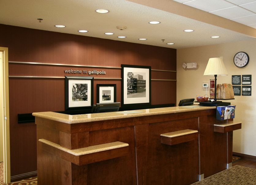 Front desk Photo
