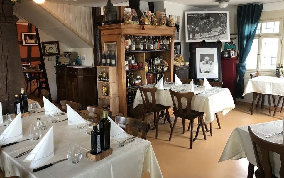 Restaurant Photo