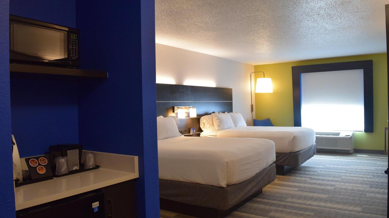 Holiday Inn Express Hotel & Suites Sparta, An IHG Hotel