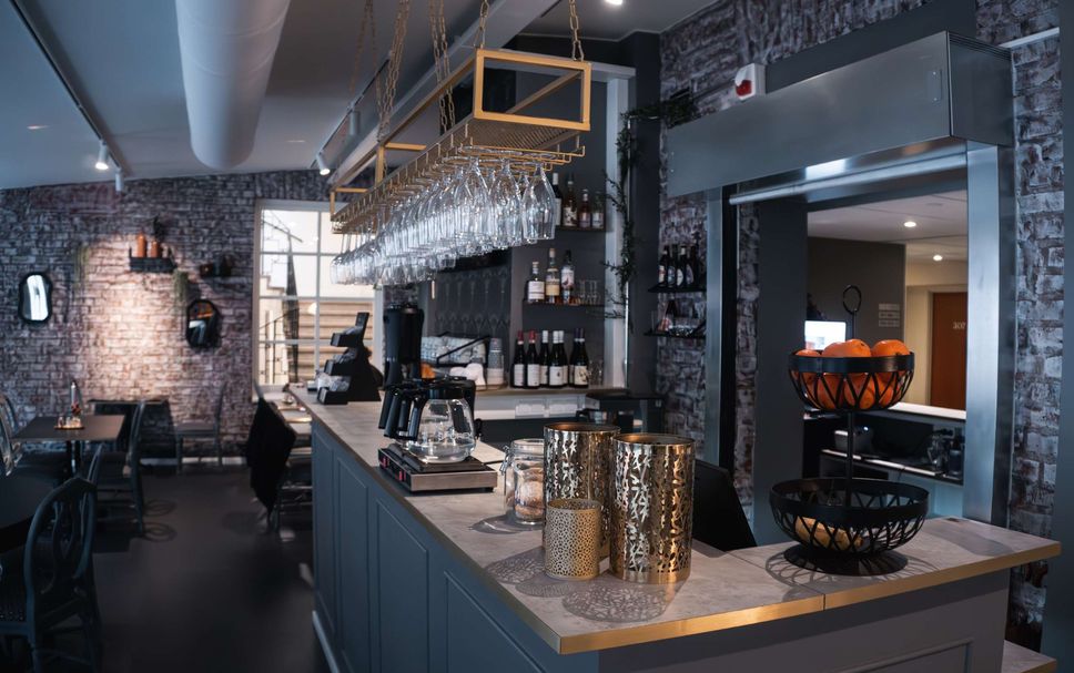 Bar Photo