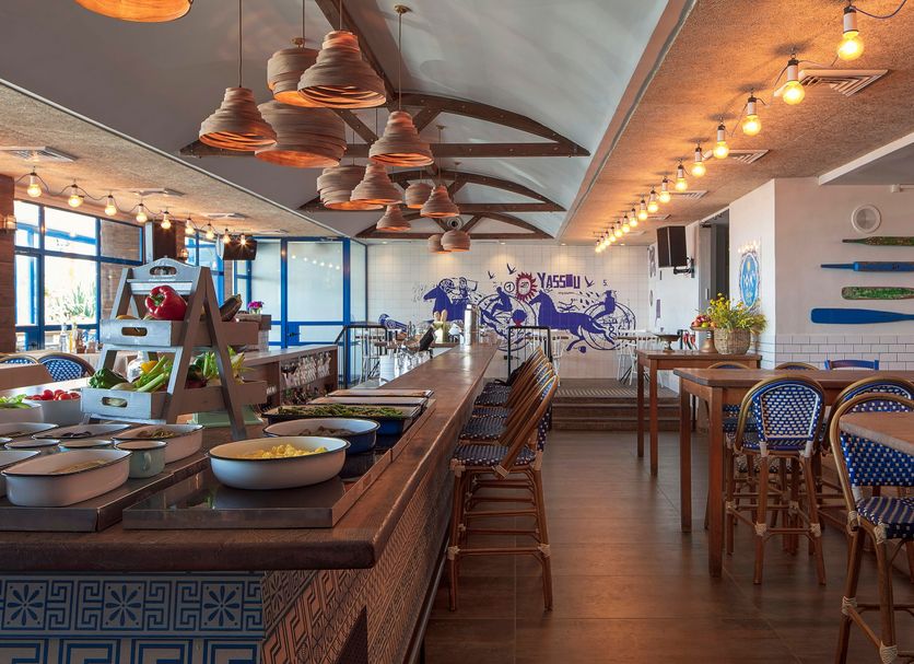 Restaurant Photo
