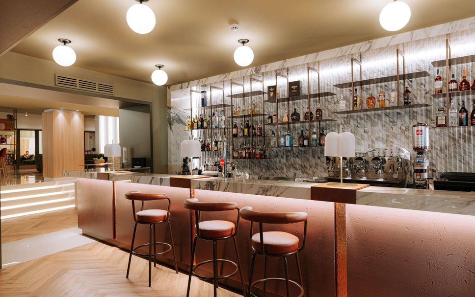 Bar Photo