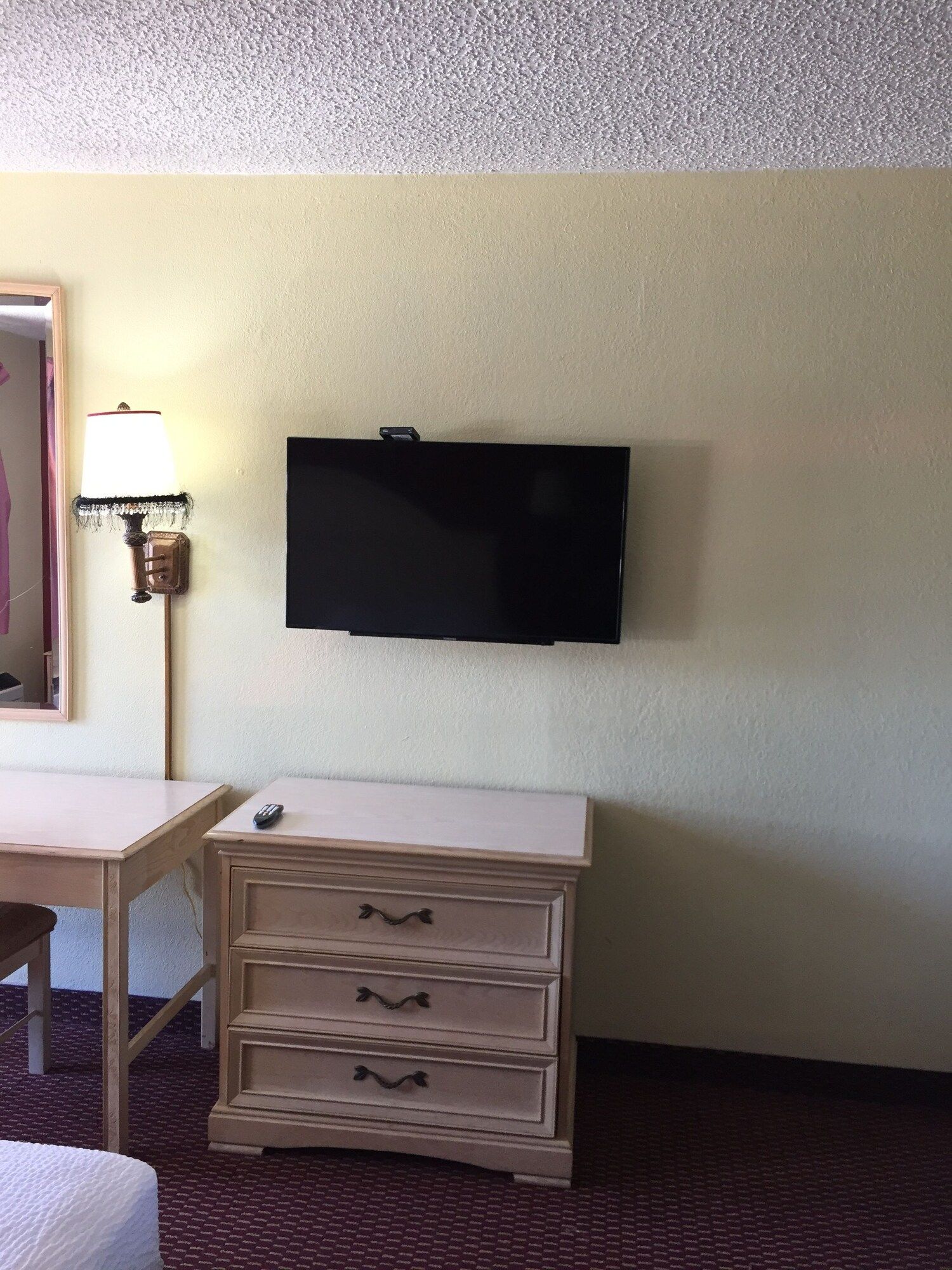 Room amenity