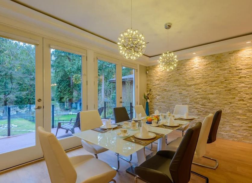 Dining room Photo