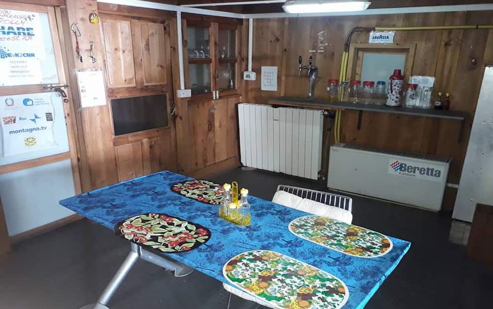 Dining room Photo