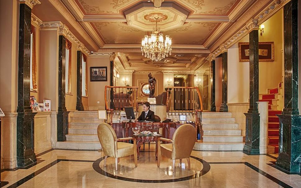 Lobby Photo