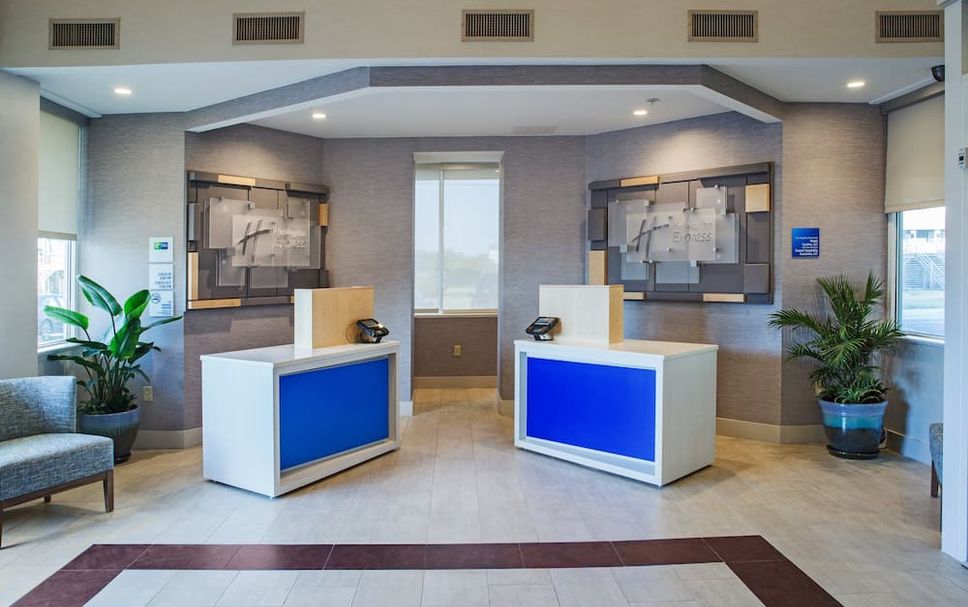 Front desk Photo