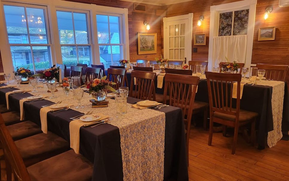 Restaurant Photo
