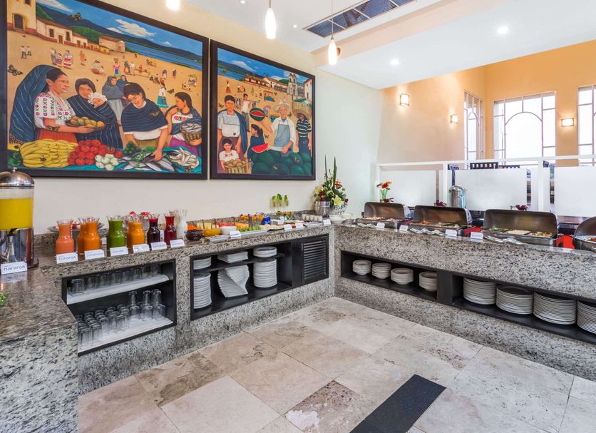 Buffet Photo