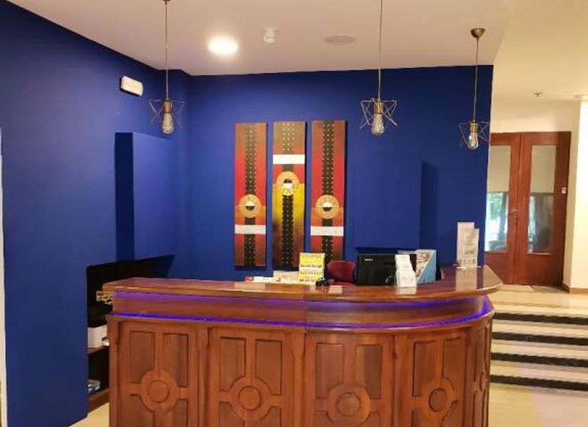 Front desk Photo