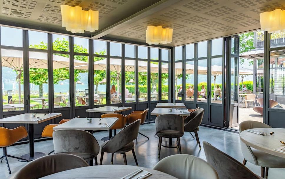 Restaurant Photo