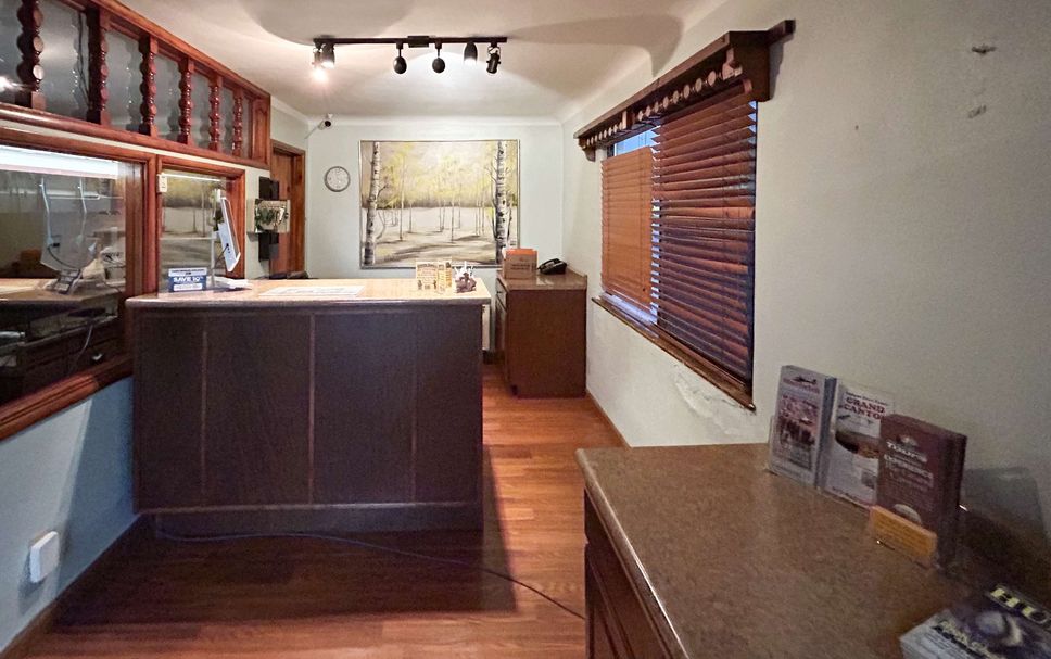 Front desk Photo