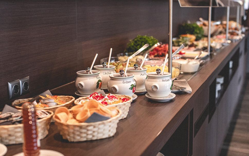 Buffet Photo