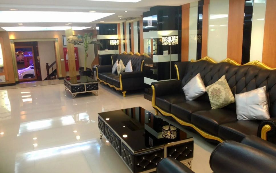 Lounge Photo