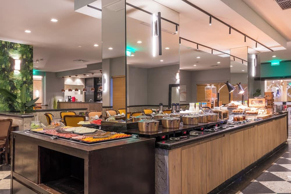 Buffet Photo