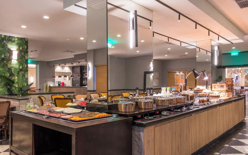 Buffet Photo