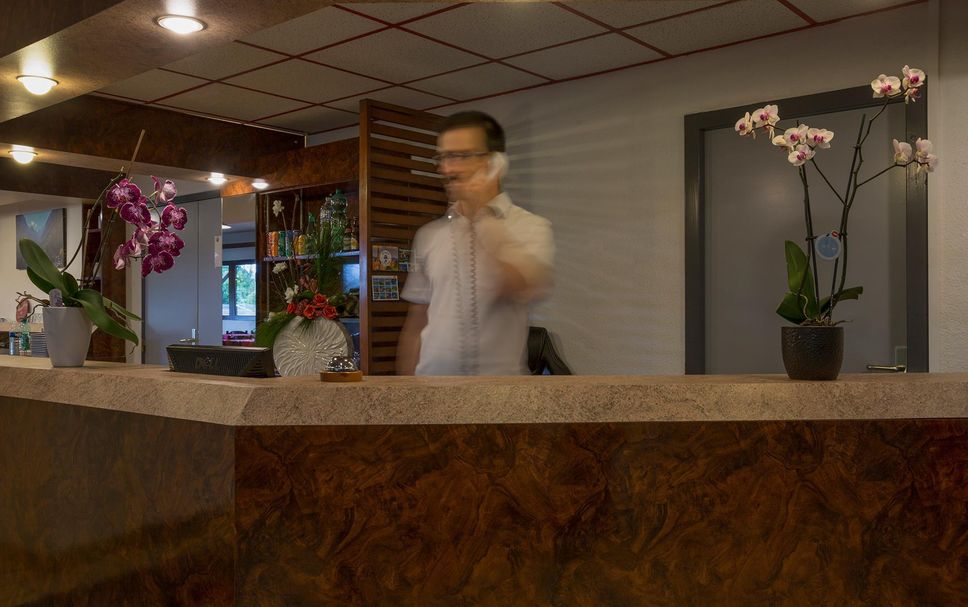 Front desk Photo