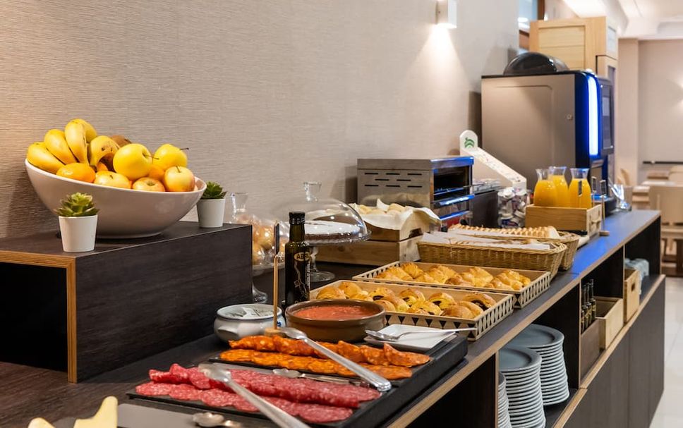 Buffet Photo