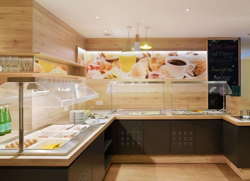 Kitchen Photo