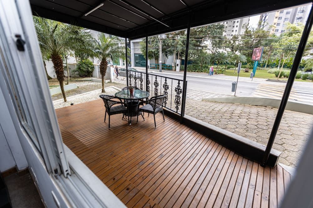 Balcony Photo