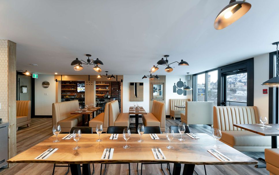 Restaurant Photo