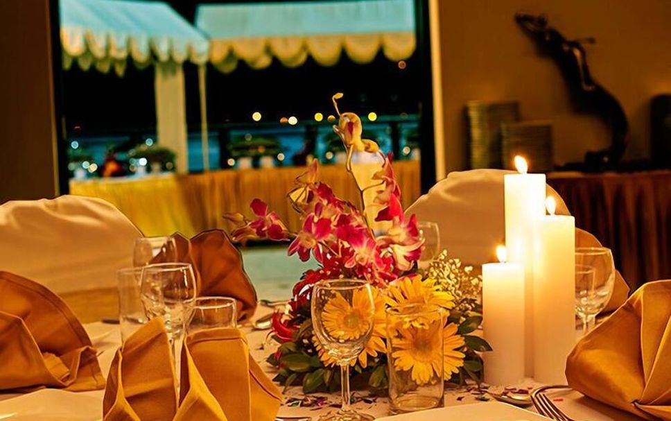 Banquet hall Photo