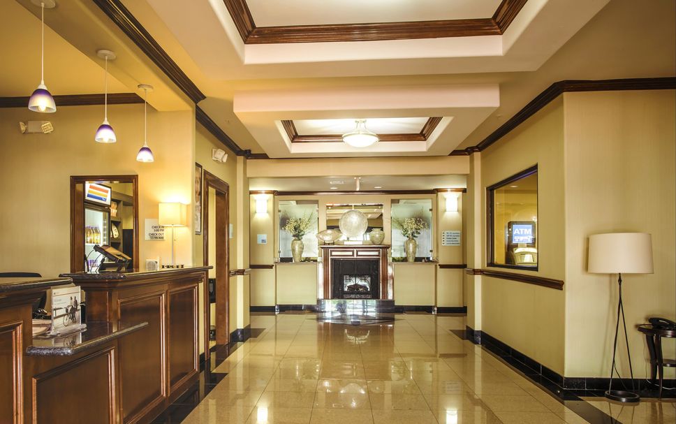 Front desk Photo