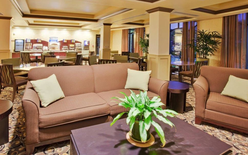 Lounge Photo