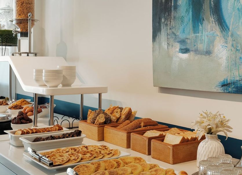 Buffet Photo