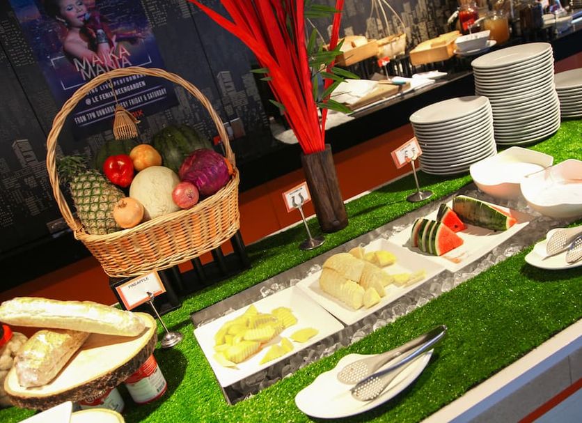 Buffet Photo