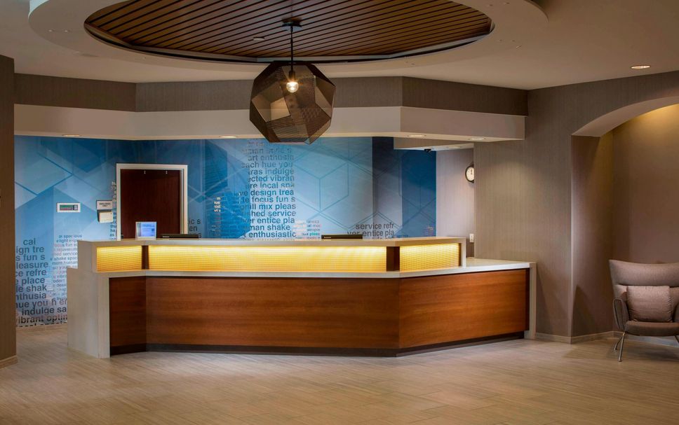 Front desk Photo