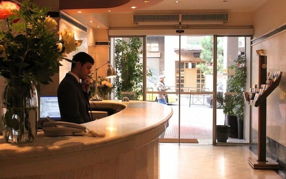Front desk Photo