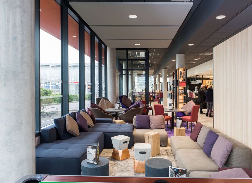 Lounge Photo