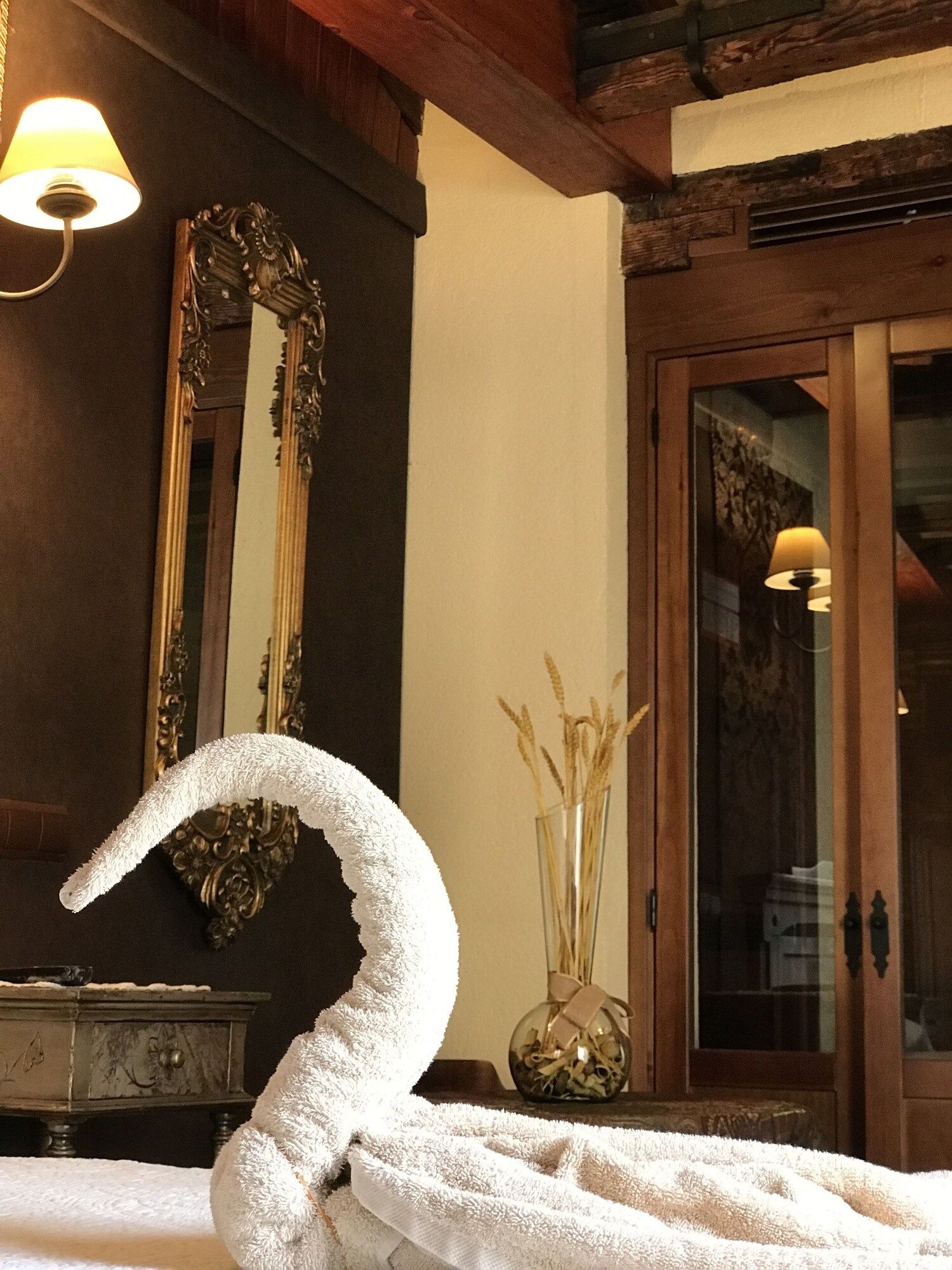Room amenity