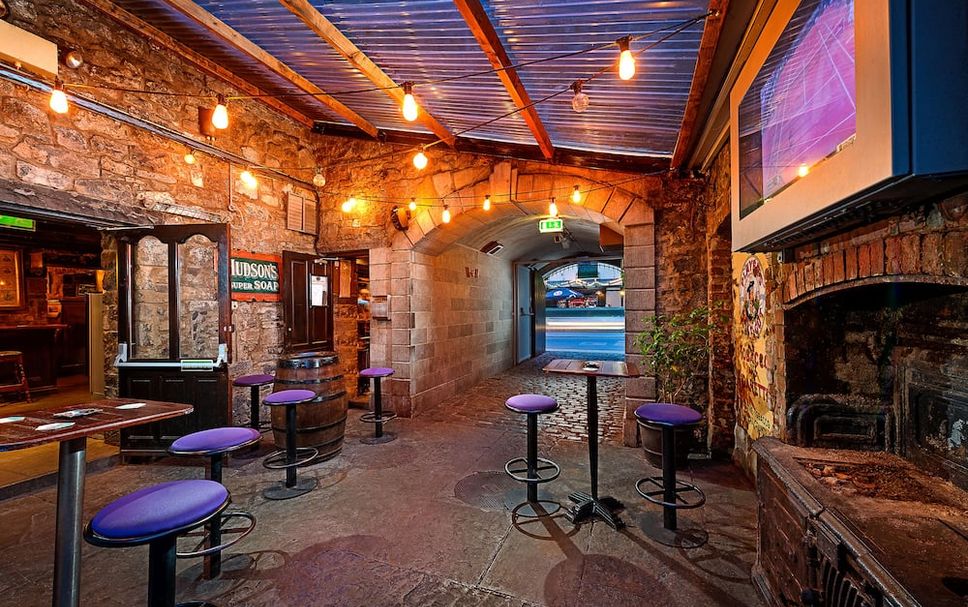 Bar Photo