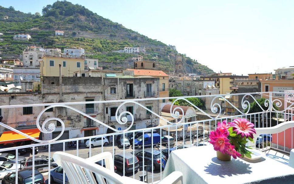 Balcony Photo