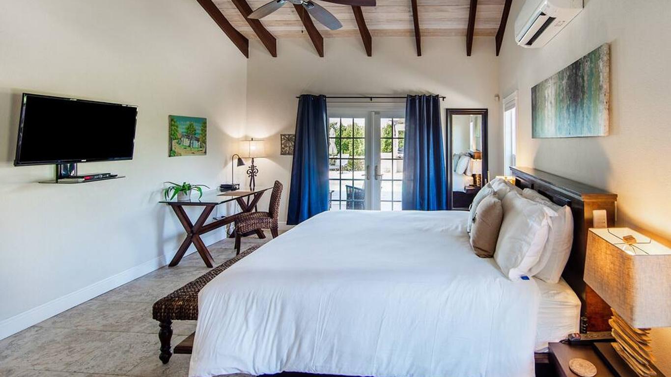 Two Bedroom Villa, Long Bay, Providenciales - Eden House
