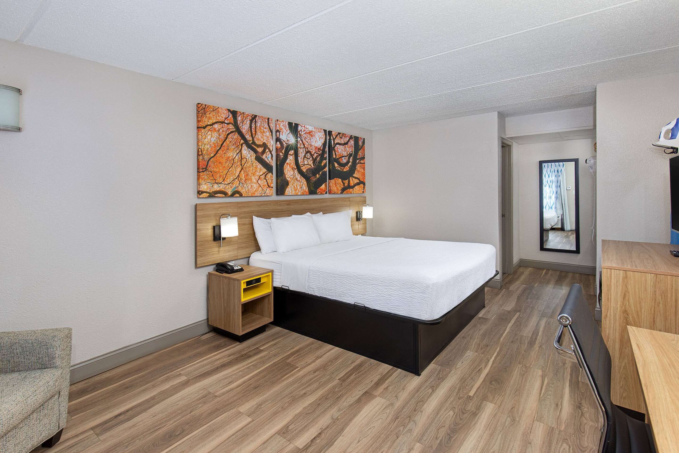 Bedroom