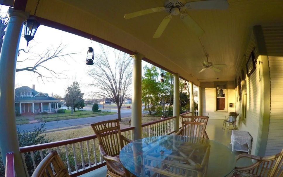 Balcony Photo