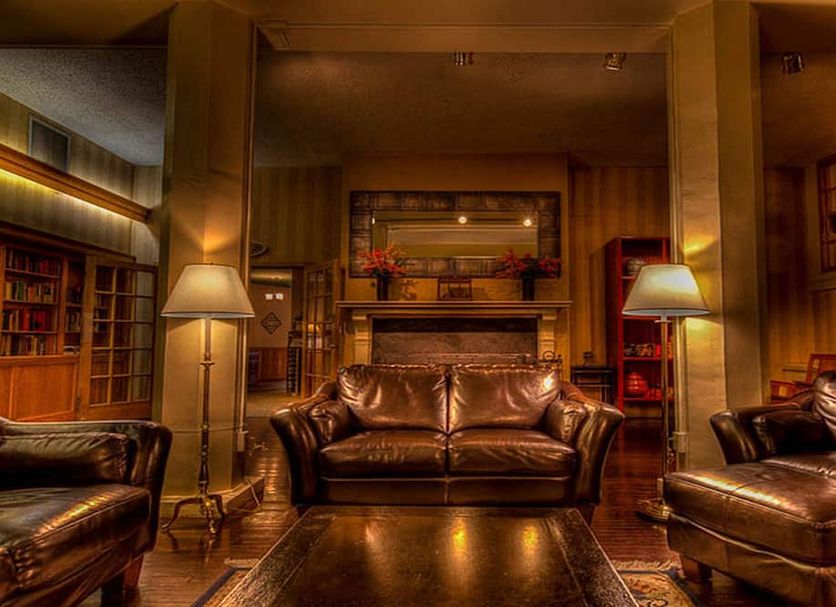 Lounge Photo