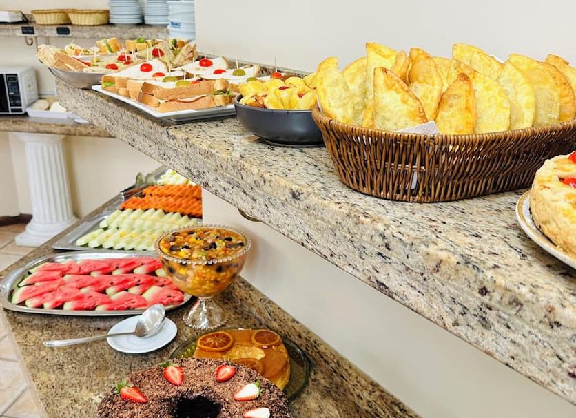 Buffet Photo