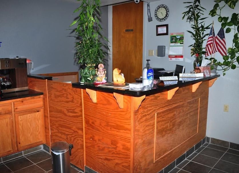 Front desk Photo