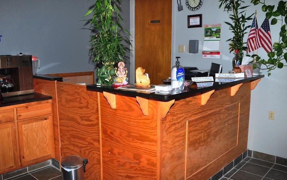 Front desk Photo