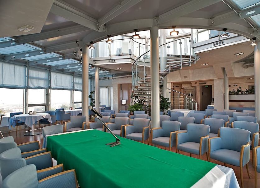 Conference room Photo