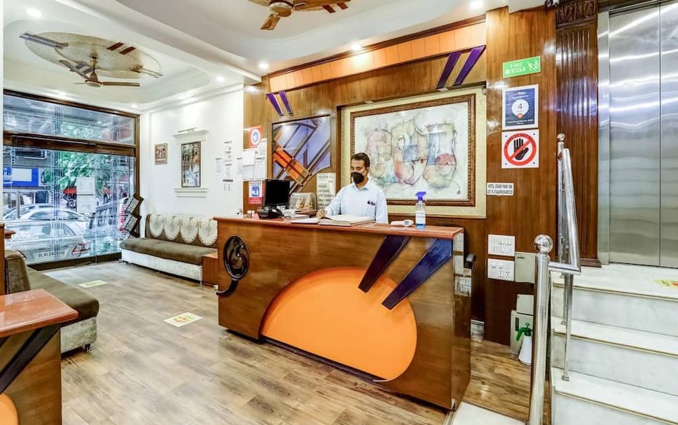Front desk Photo