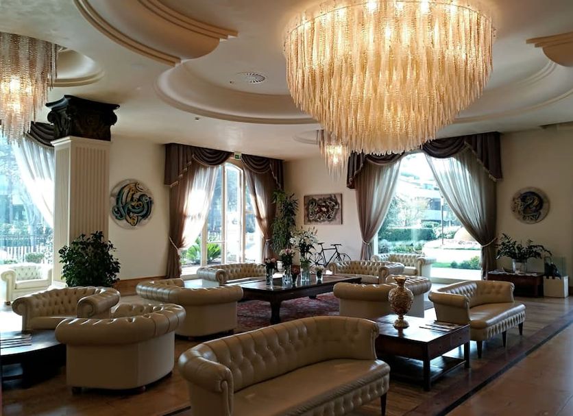Lounge Photo