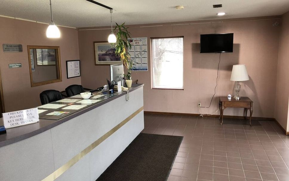 Front desk Photo